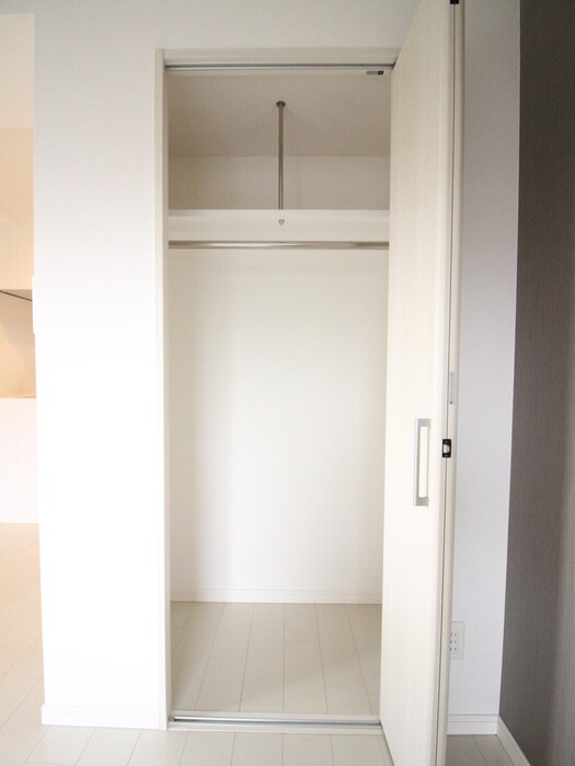 物件内観写真14　(収納)