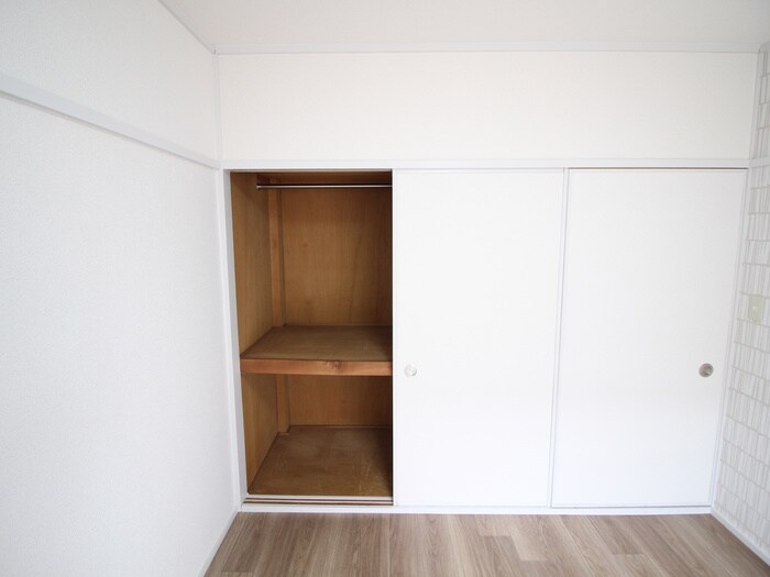 物件内観写真15　(収納)
