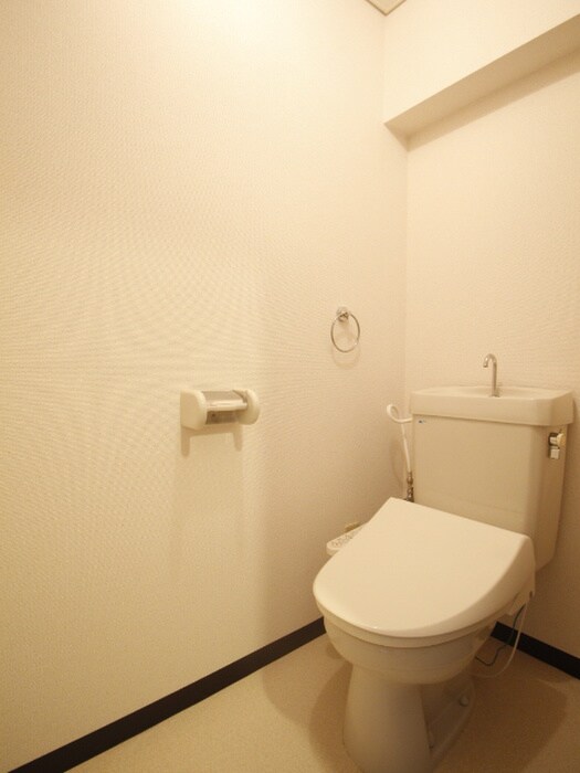 物件内観写真11　(トイレ)