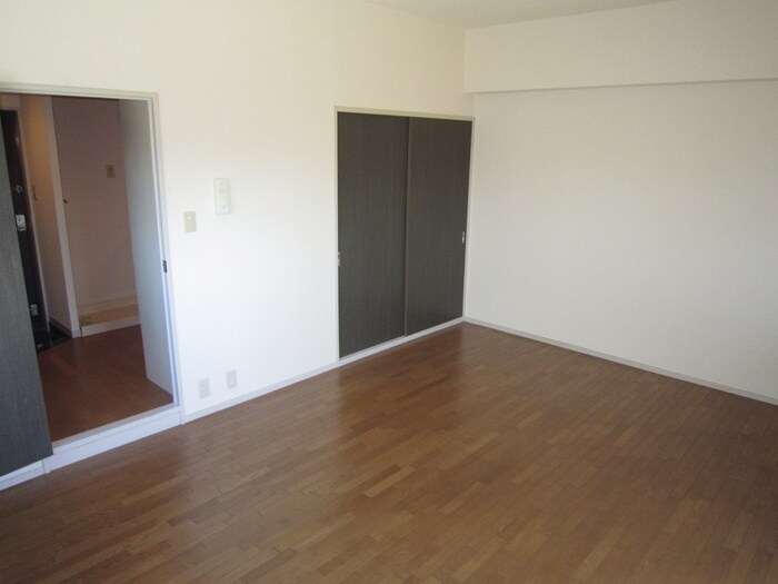 物件内観写真12　(内観写真)