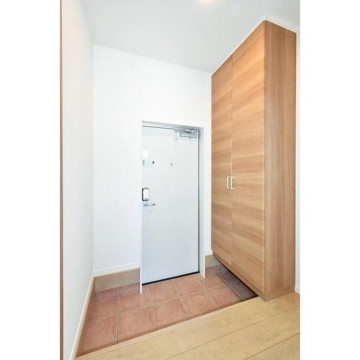 物件内観写真7　(靴箱)