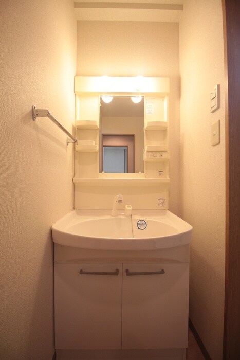 物件内観写真11　(洗面)