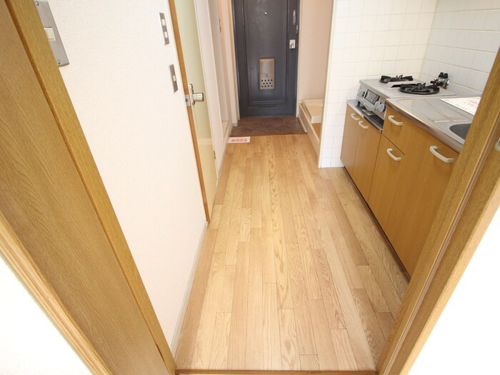 物件内観写真21　(廊下)