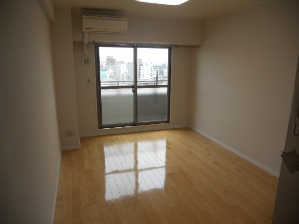 物件内観写真14　(居室)