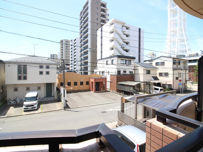 物件内観写真22　(室内からの展望)