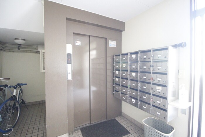 物件外観写真4　(建物設備)