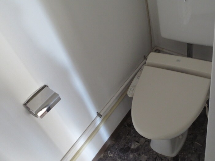 物件内観写真11　(トイレ)