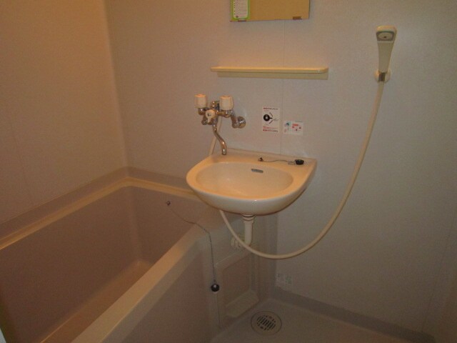 物件内観写真9　(バス／シャワールーム等)