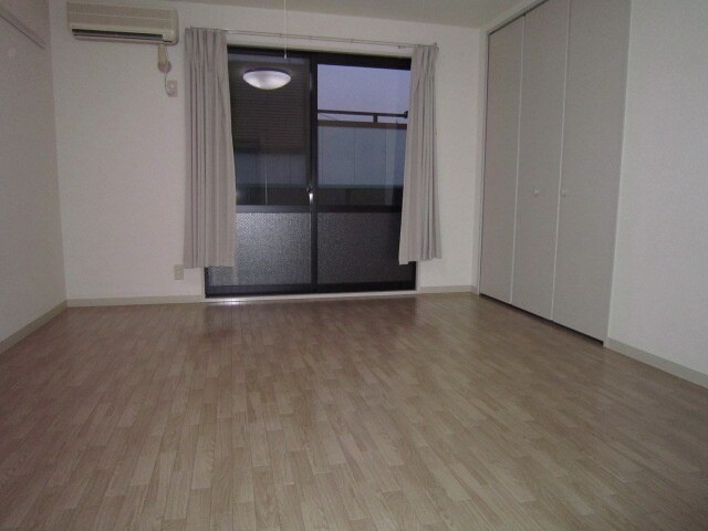 物件内観写真13　(居室)