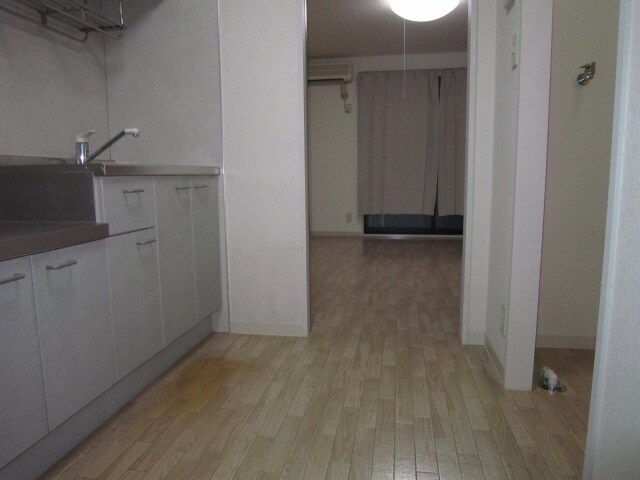 物件内観写真16　(居室)