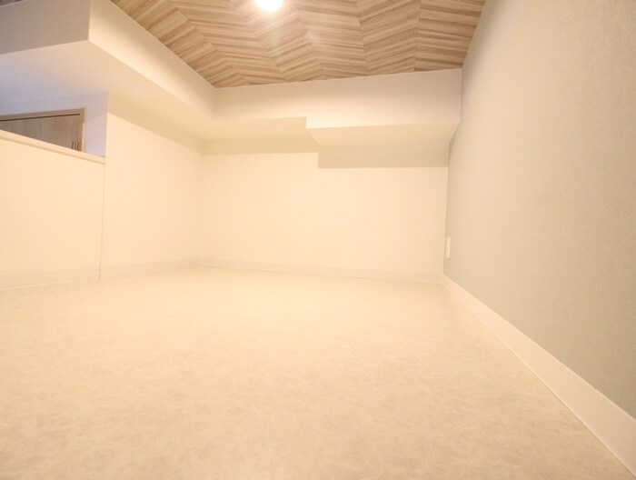 物件内観写真9　(ロフト)