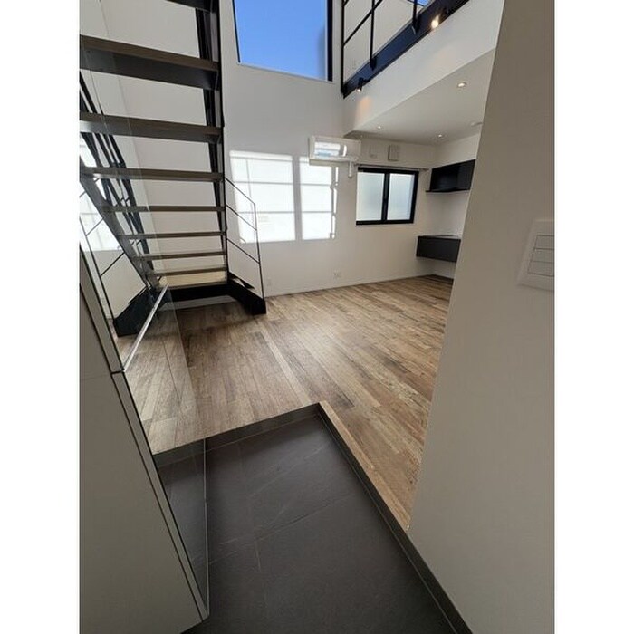 物件内観写真1　(居室)