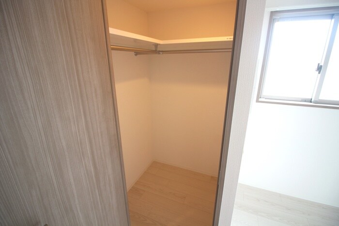 物件内観写真9　(収納)