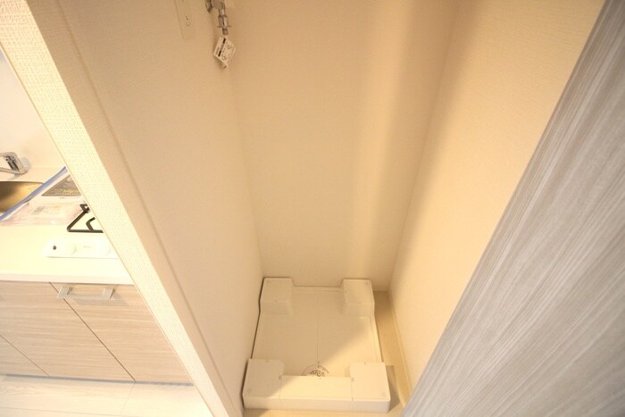 物件内観写真10　(洗濯機置場)