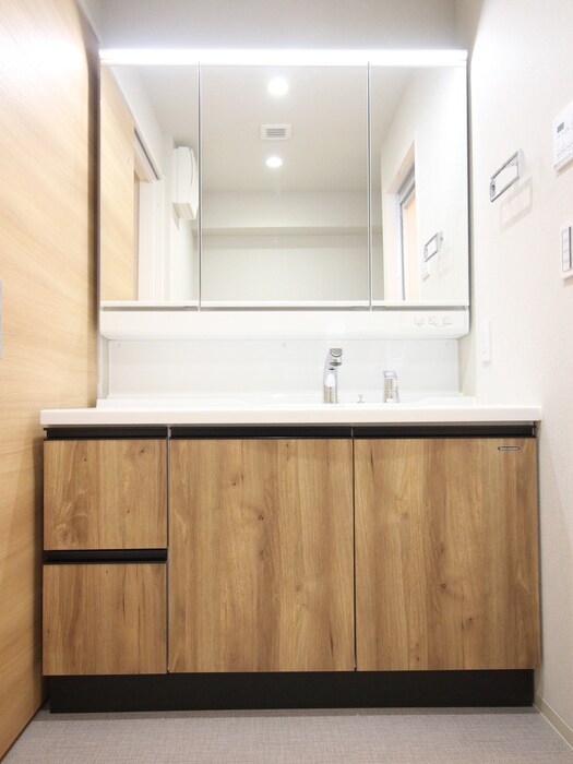 物件内観写真13　(洗面)