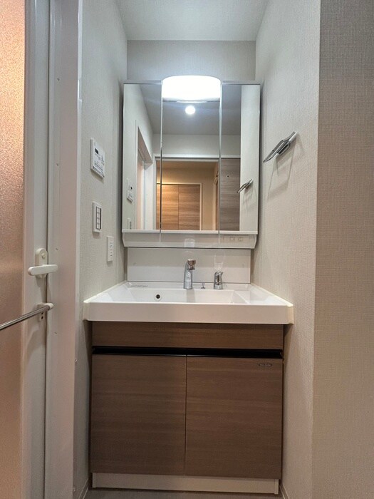 物件内観写真14　(洗面)