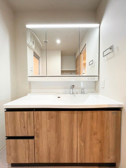 物件内観写真16　(洗面)