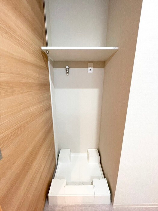 物件内観写真17　(洗濯機置場)