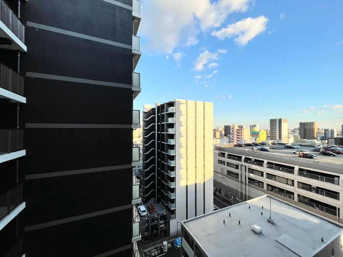 物件内観写真17　(室内からの展望)