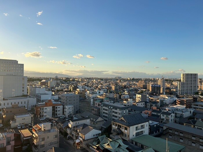 物件内観写真17　(室内からの展望)