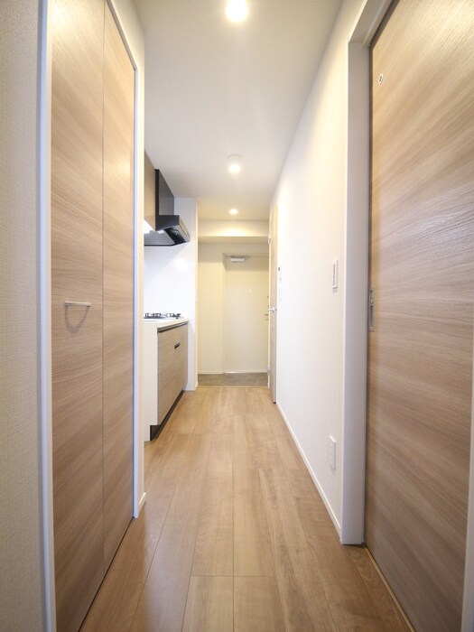 物件内観写真18　(廊下)
