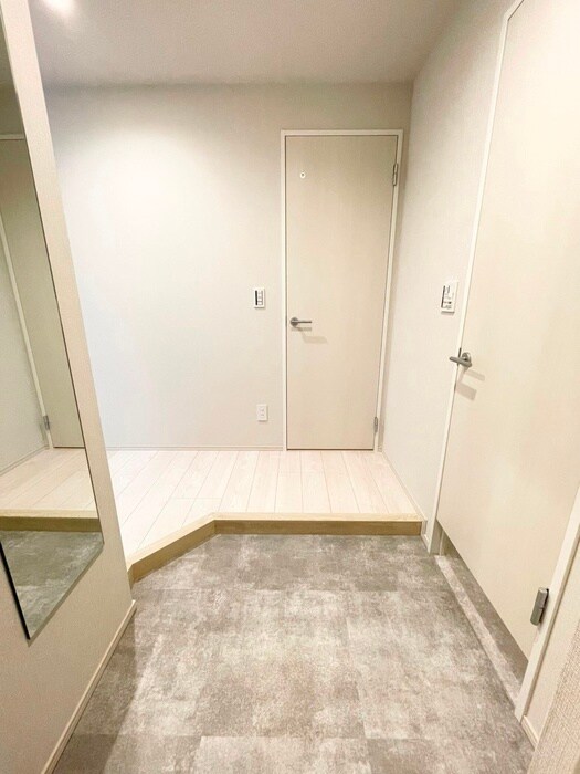 物件内観写真20　(玄関)