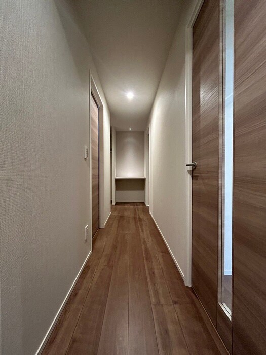 物件内観写真20　(廊下)