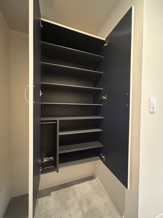 物件内観写真21　(靴箱)