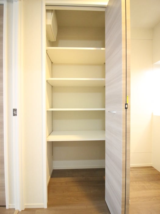 物件内観写真21　(収納)