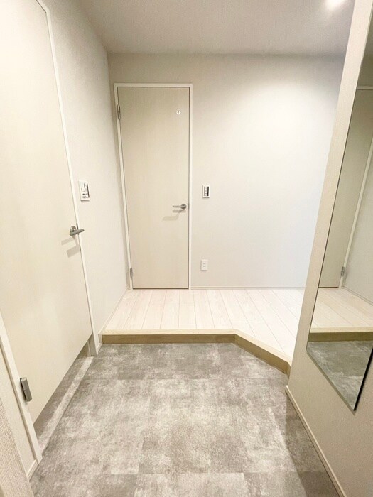 物件内観写真22　(玄関)