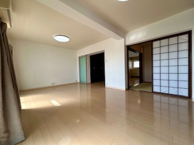 物件内観写真8　(居室)