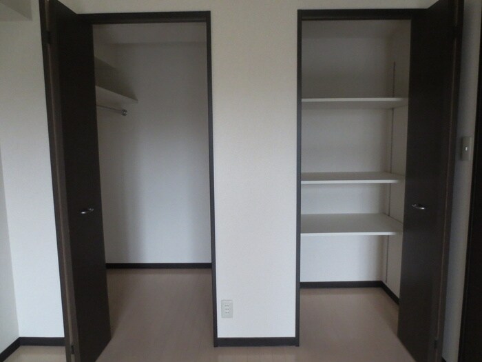 物件内観写真14　(収納)