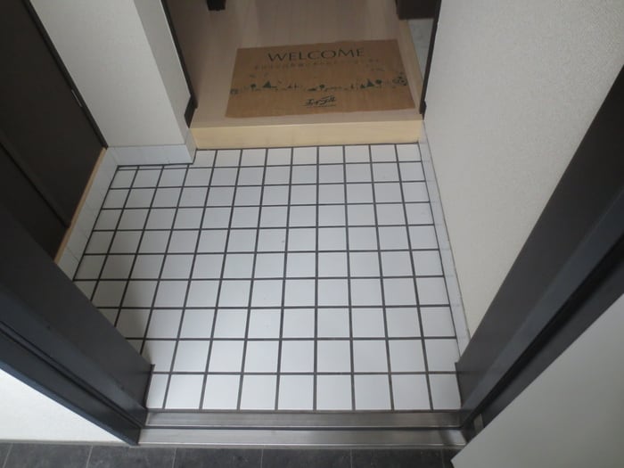 物件内観写真15　(玄関)