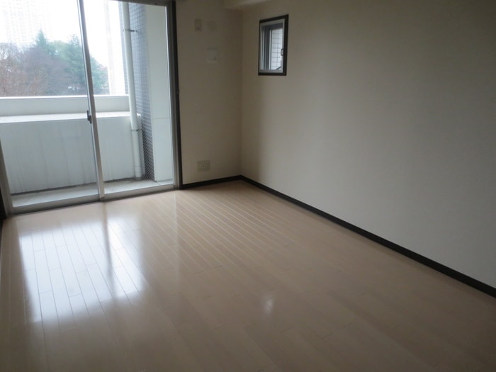 物件内観写真19　(居室)