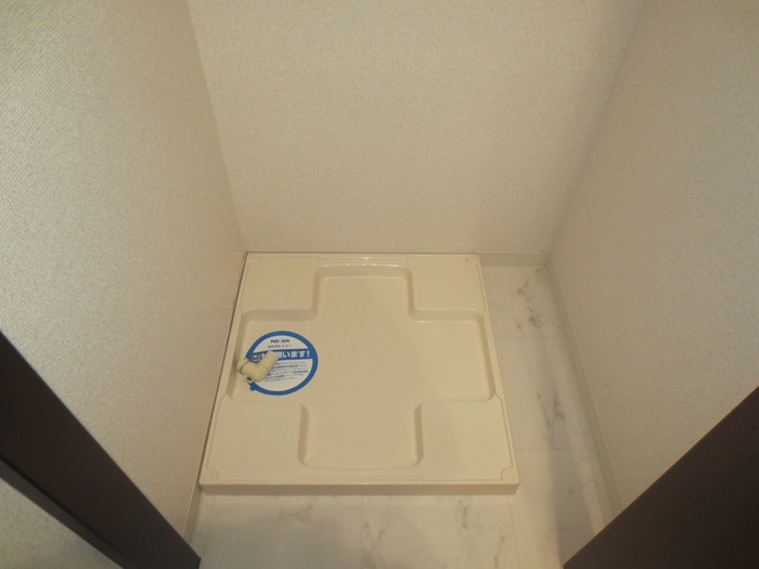 物件内観写真20　(洗濯機置場)