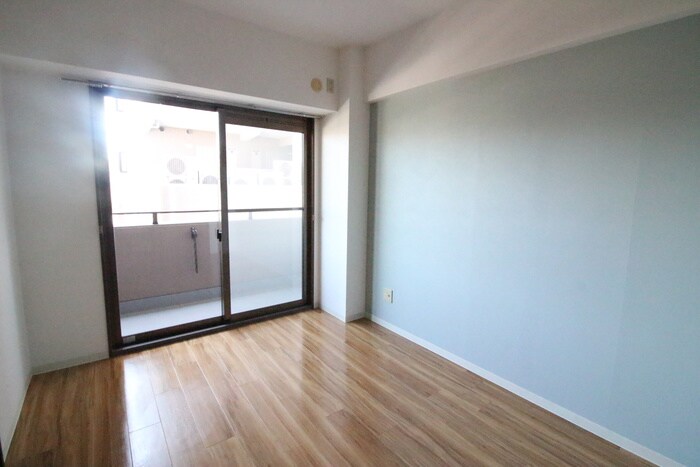 物件内観写真11　(居室)