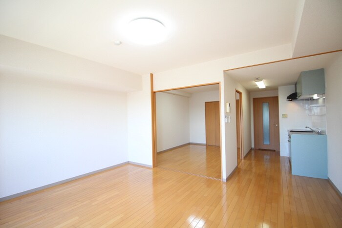 物件内観写真8　(居室)