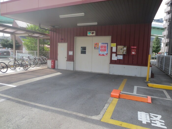 物件外観写真6　(駐車場)