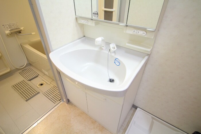 物件内観写真13　(洗面)