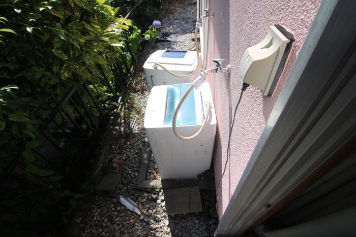 物件内観写真13　(洗濯機置場)