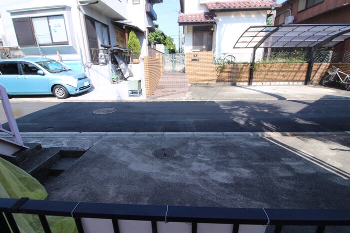 物件内観写真16　(室内からの展望)