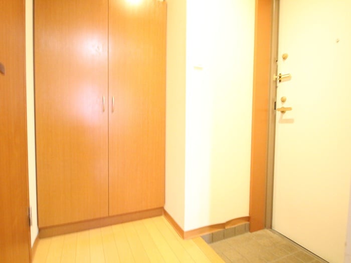 物件内観写真15　(玄関)