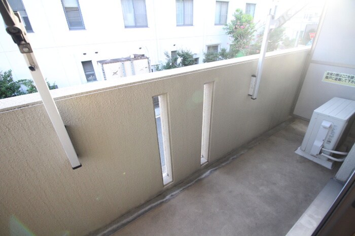 物件内観写真16　(ベランダ・バルコニー)