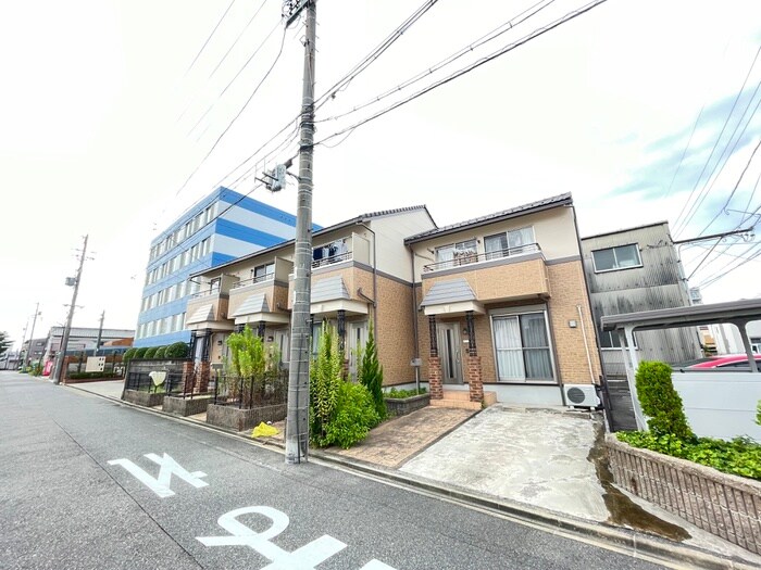 物件外観写真1　(外観写真)