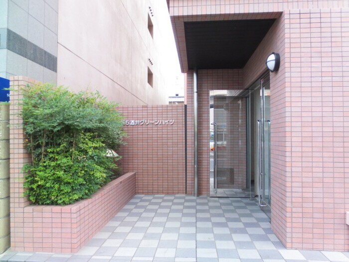 物件外観写真2　(エントランス部分)