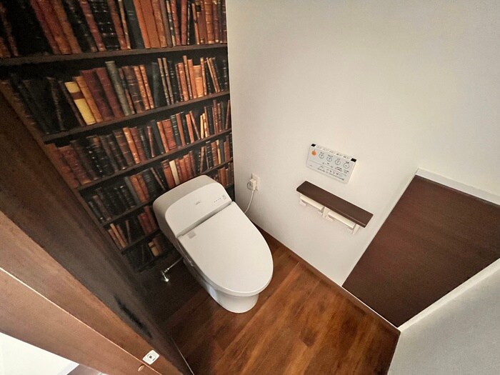 物件内観写真11　(トイレ)