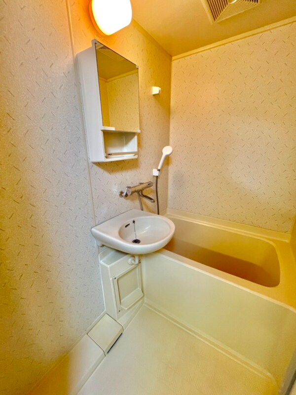 バス／シャワールーム等