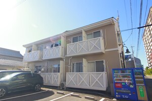 ラポ－ル鳥見外観写真