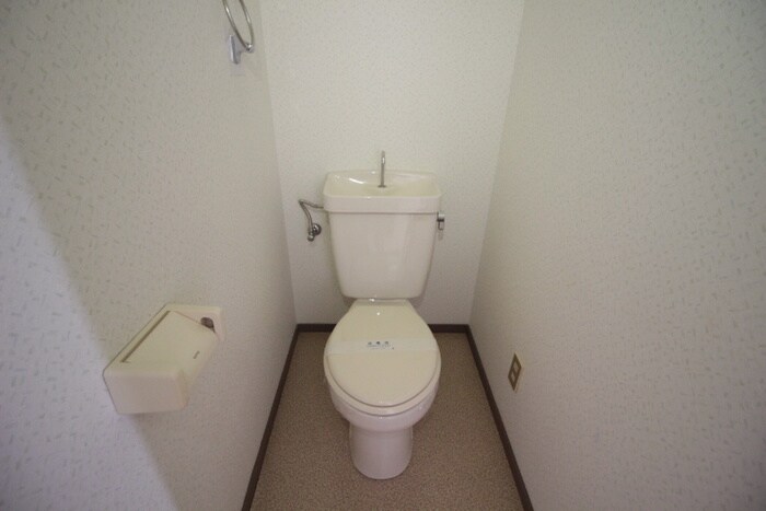 物件内観写真12　(トイレ)