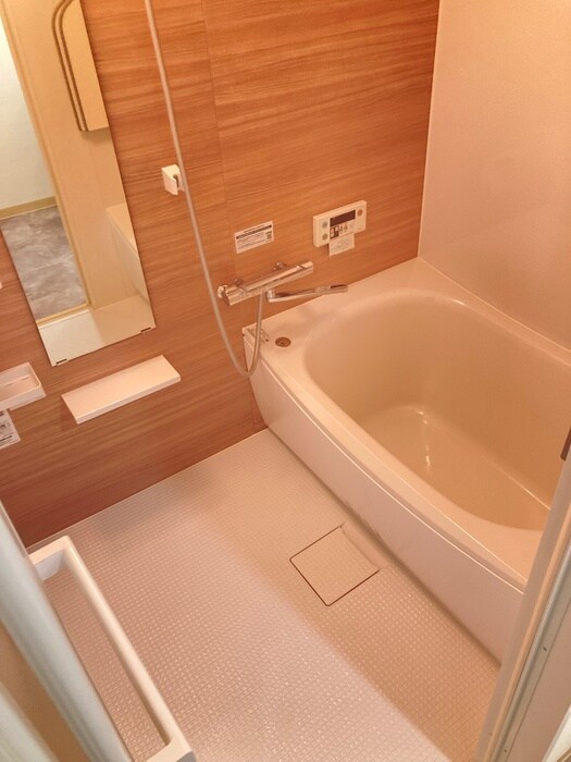 物件内観写真10　(バス／シャワールーム等)